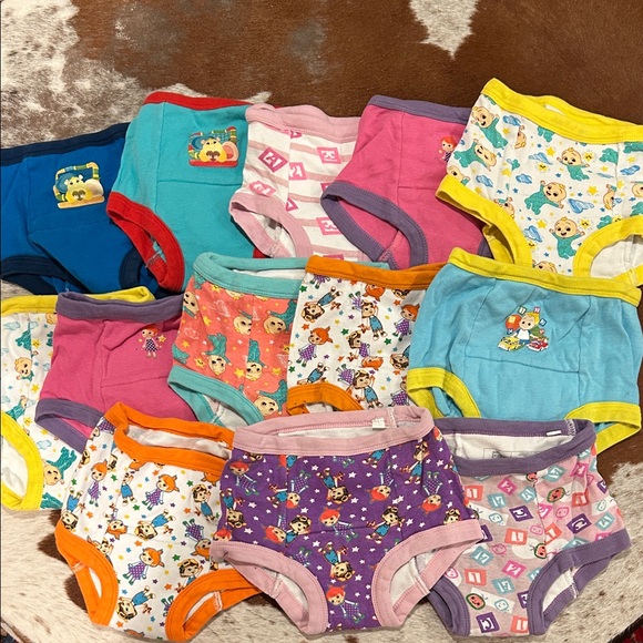 22 pairs of kids underwear training pants with Cocomelon and Paw Patrol, Size 3T - Picture 2 of 2